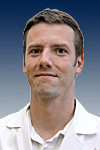 Dr. Nyuschal Bal�zs
